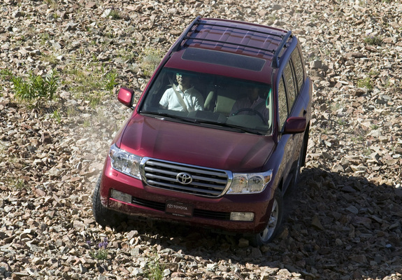 Toyota Land Cruiser 200 US-spec (URJ200) 2007–12 images