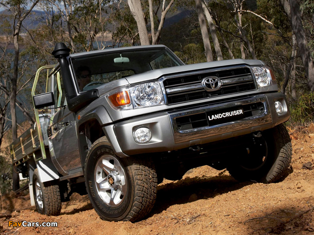 Toyota Land Cruiser Cab Chassis GXL (J79) 2007 images (640 x 480)