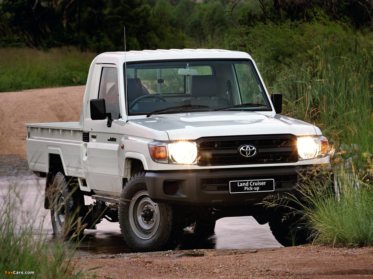 Toyota Land Cruiser Pickup ZA-spec (J79) 2007 photos (1280 x 960)