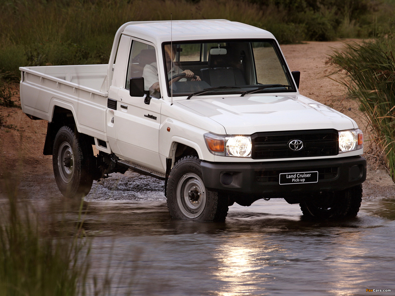 Toyota Land Cruiser Pickup ZA-spec (J79) 2007 pictures (1600 x 1200)