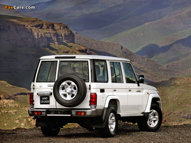 Toyota Land Cruiser ZA-spec (J76) 2007 wallpapers (640 x 480)