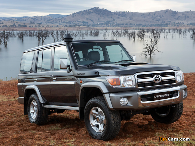 Toyota Land Cruiser (J76) 2007 wallpapers (640 x 480)