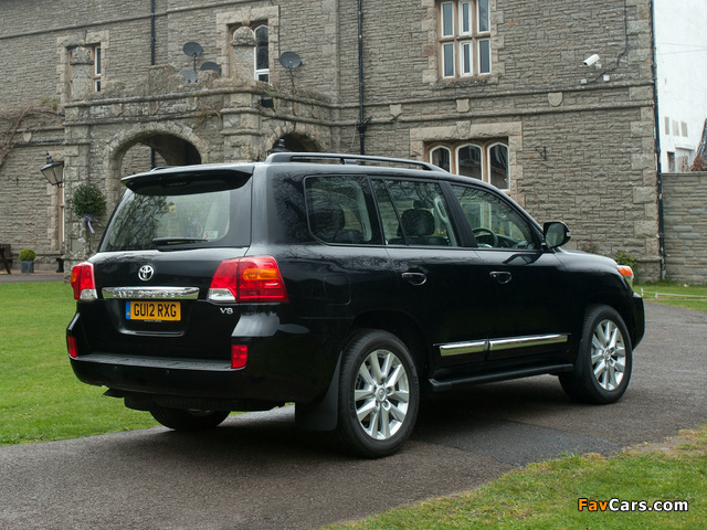 Toyota Land Cruiser V8 UK-spec (VDJ200) 2012 pictures (640 x 480)