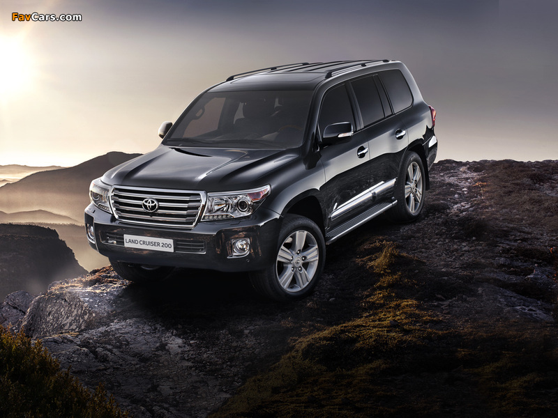 Toyota Land Cruiser 200 (URJ200) 2012 pictures (800 x 600)