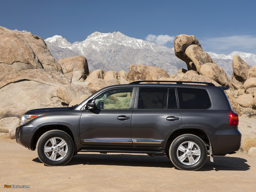 Toyota Land Cruiser US-spec (URJ200) 2012 pictures (1024 x 768)