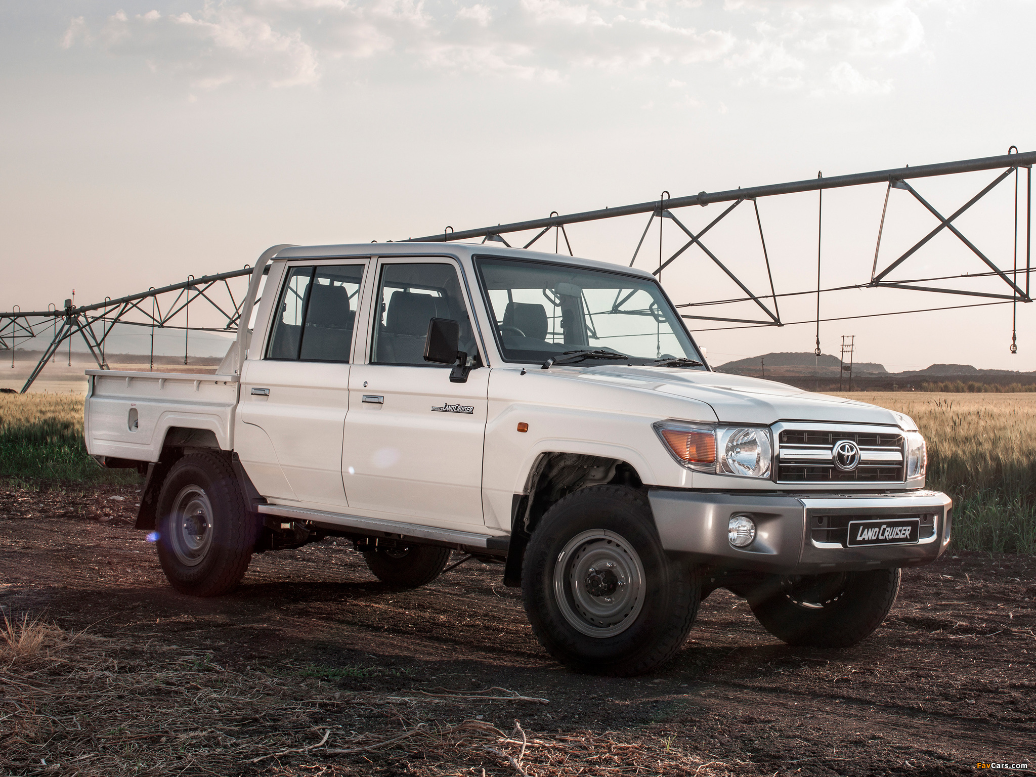 Toyota Land Cruiser Double Cab ZA-spec (J79) 2012 wallpapers (2048 x 1536)