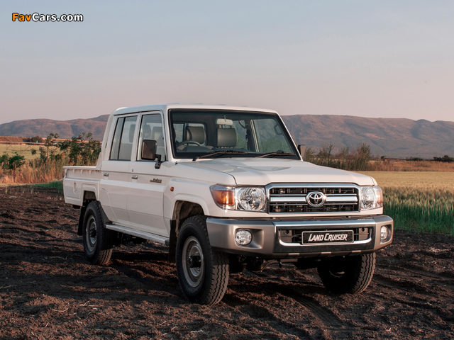 Toyota Land Cruiser Double Cab ZA-spec (J79) 2012 wallpapers (640 x 480)