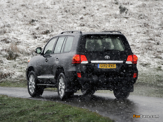 Toyota Land Cruiser V8 UK-spec (VDJ200) 2012 wallpapers (640 x 480)