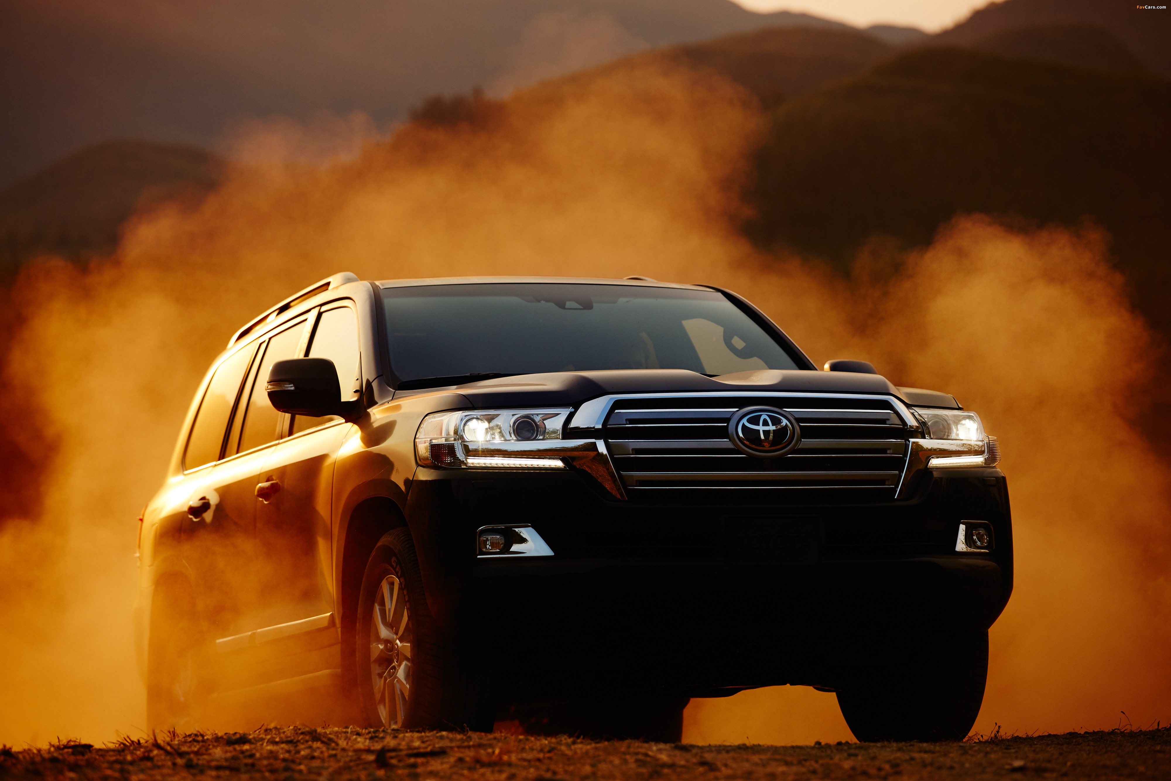 Toyota Land Cruiser US-spec (URJ200) 2015 photos (4000 x 2667)