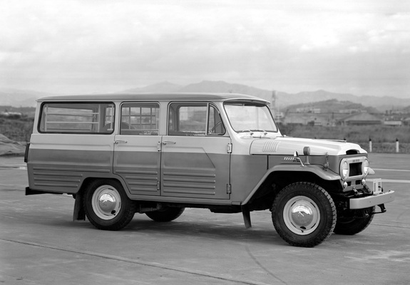 Toyota Land Cruiser (FJ45V) 1960–67 images
