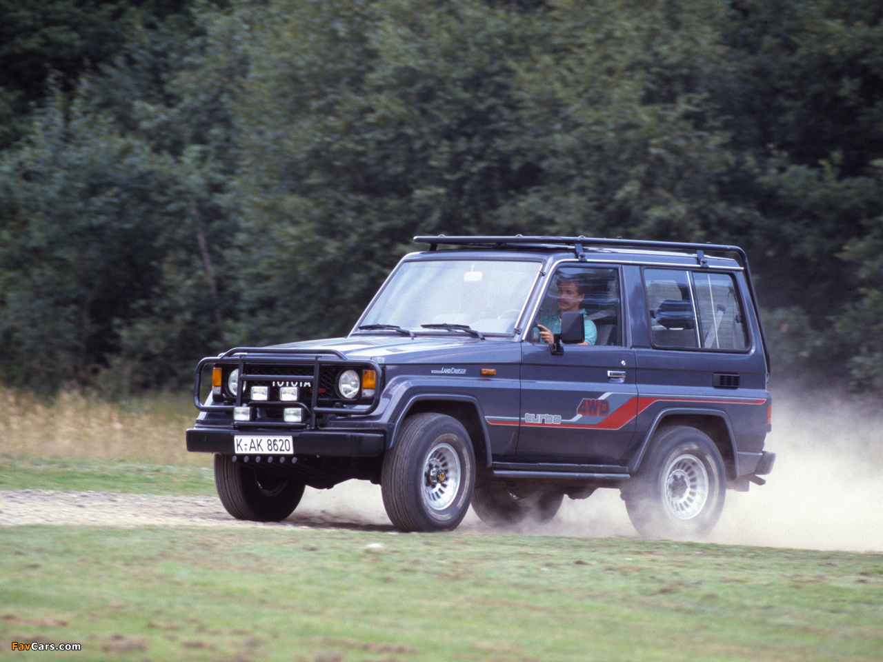 Toyota Land Cruiser (BJ71V) 1985–90 pictures (1280 x 960)