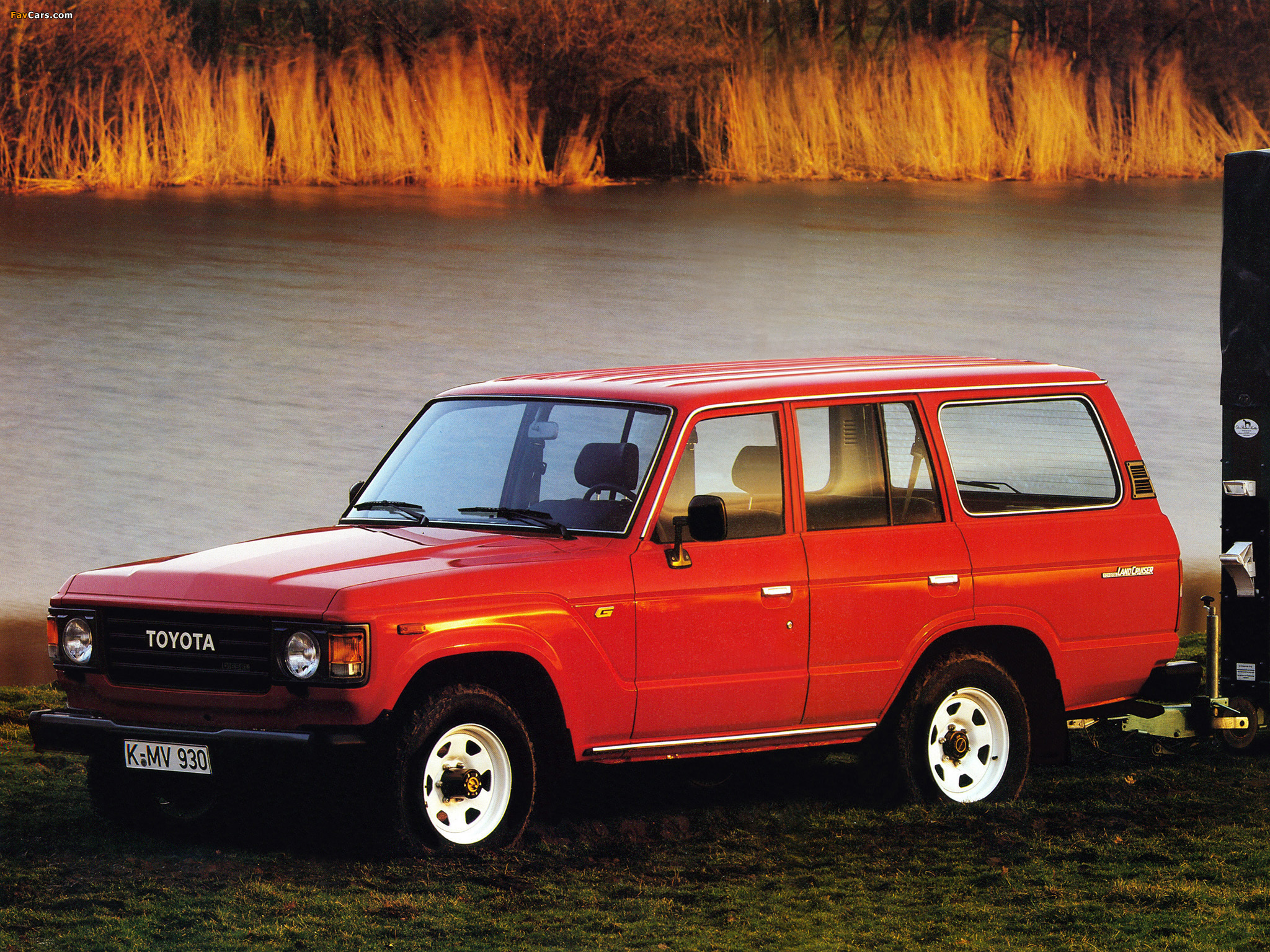 Toyota Land Cruiser 60 Wagon (HJ60V) 1980–87 wallpapers (2048 x 1536)