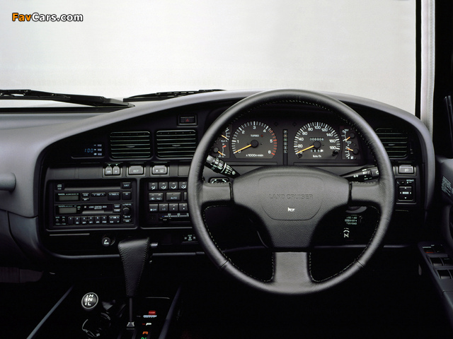 Toyota Land Cruiser 80 VAN VX-Limited JP-spec (HDJ81V) 1992–94 wallpapers (640 x 480)