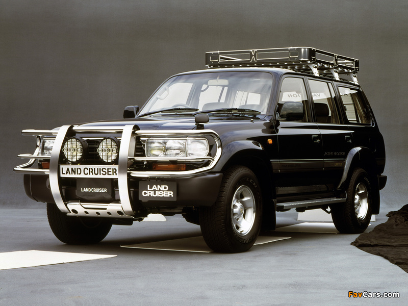 Toyota Land Cruiser 80 VX-Limited Active Vacation JP-spec (HZ81V) 1995–97 wallpapers (800 x 600)