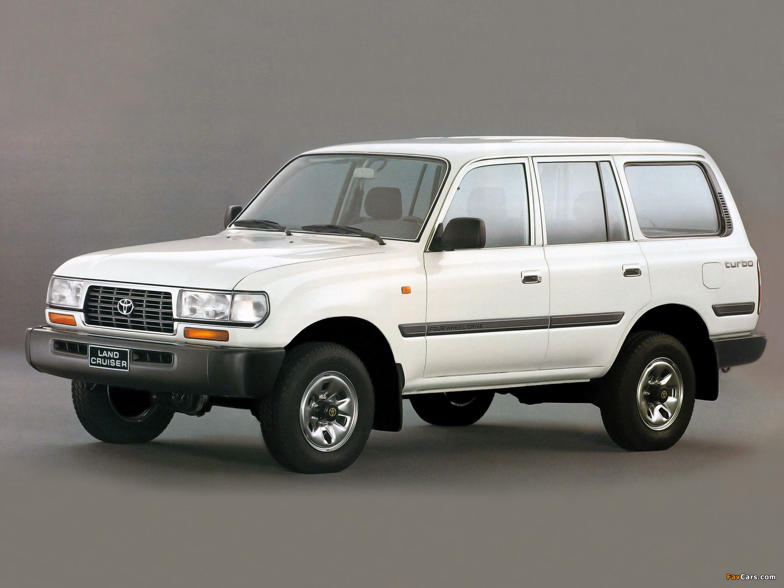 Toyota Land Cruiser 80 GX (HZJ81V) 1995–97 wallpapers (1600 x 1200)