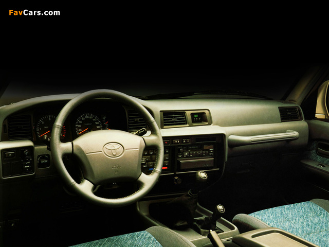 Toyota Land Cruiser 80 VX (HZ81V) 1995–97 wallpapers (640 x 480)