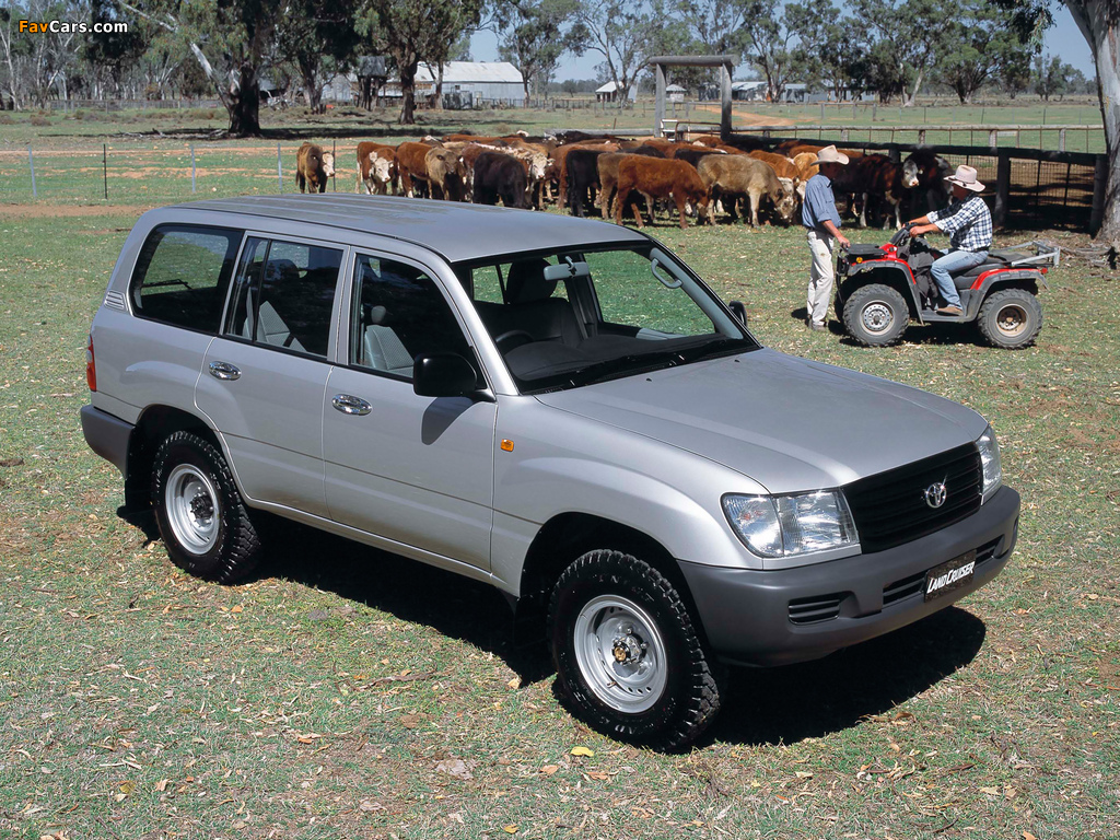 Toyota Land Cruiser 100 Standard AU-spec (HZJ105) 2002–05 wallpapers (1024 x 768)