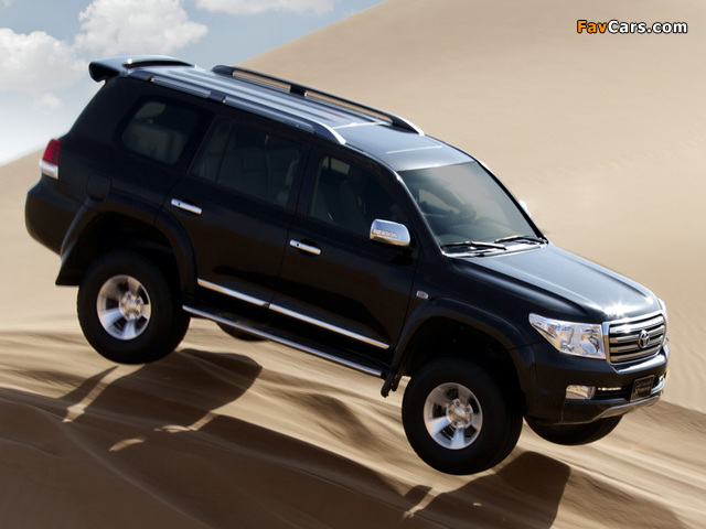 Arctic Trucks Toyota Land Cruiser Xtreme AT35 (URJ200) 2010 wallpapers (640 x 480)