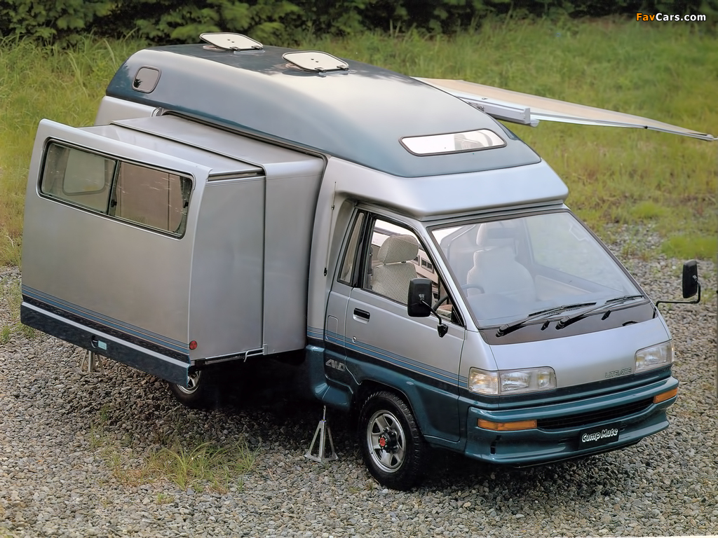 Images of Toyota Camp Mate 1989 (1024 x 768)