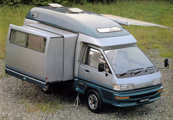 Images of Toyota Camp Mate 1989