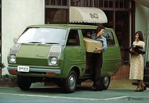 Pictures of Toyota LiteAce (M10) 1970–79