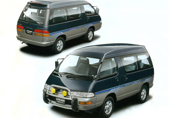 Toyota LiteAce Wagon GXL Field Tourer 4WD (YR30G) 1993–96 pictures