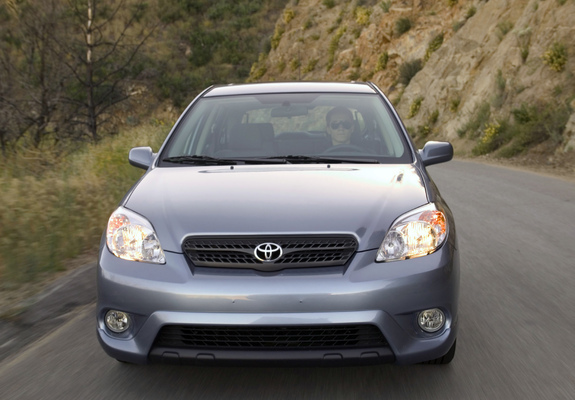 Images of Toyota Matrix 2002–08