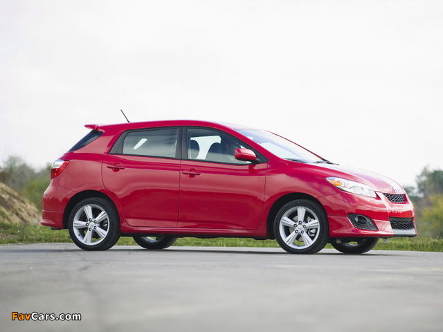 Images of Toyota Matrix XR AWD 2008–11 (640 x 480)