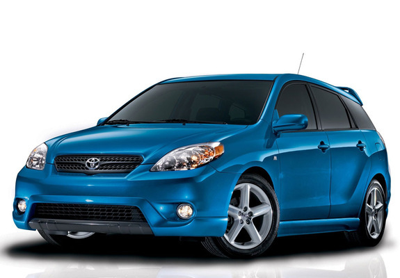 Photos of Toyota Matrix 2002–08