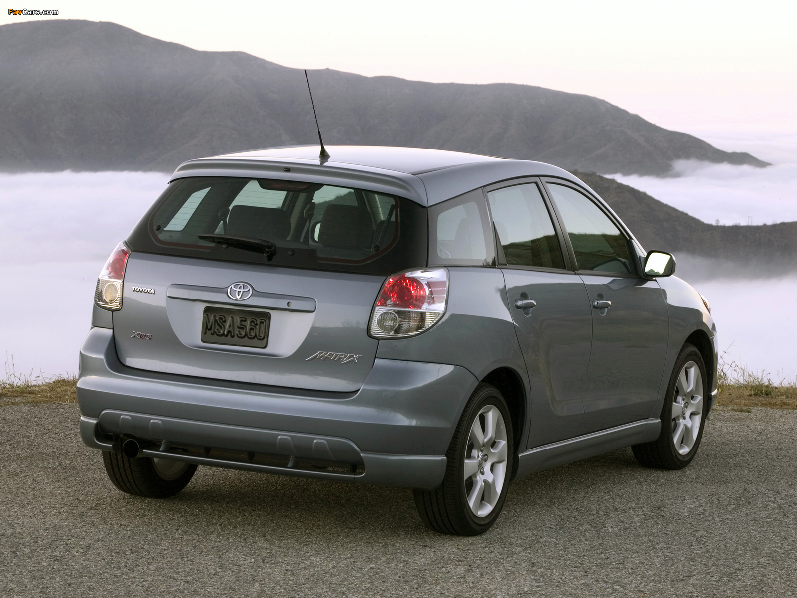 Toyota Matrix 2002–08 photos (1600 x 1200)