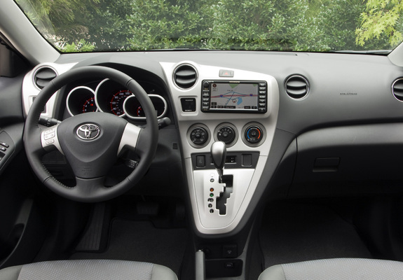 Toyota Matrix S 2008–11 pictures