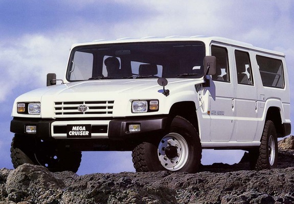 Photos of Toyota Mega Cruiser 1996–2001