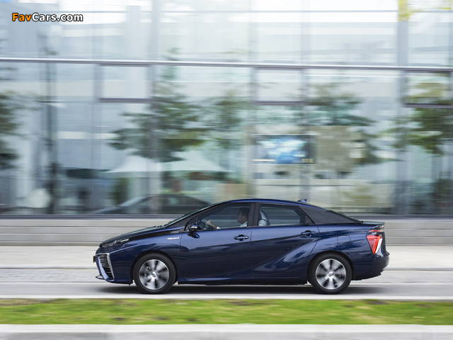 Photos of Toyota Mirai EU-spec 2015 (640 x 480)