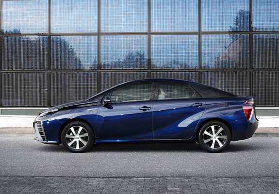 Toyota Mirai EU-spec 2015 pictures