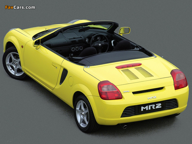 Photos of Toyota MR2 Roadster ZA-spec 1999–2002 (640 x 480)