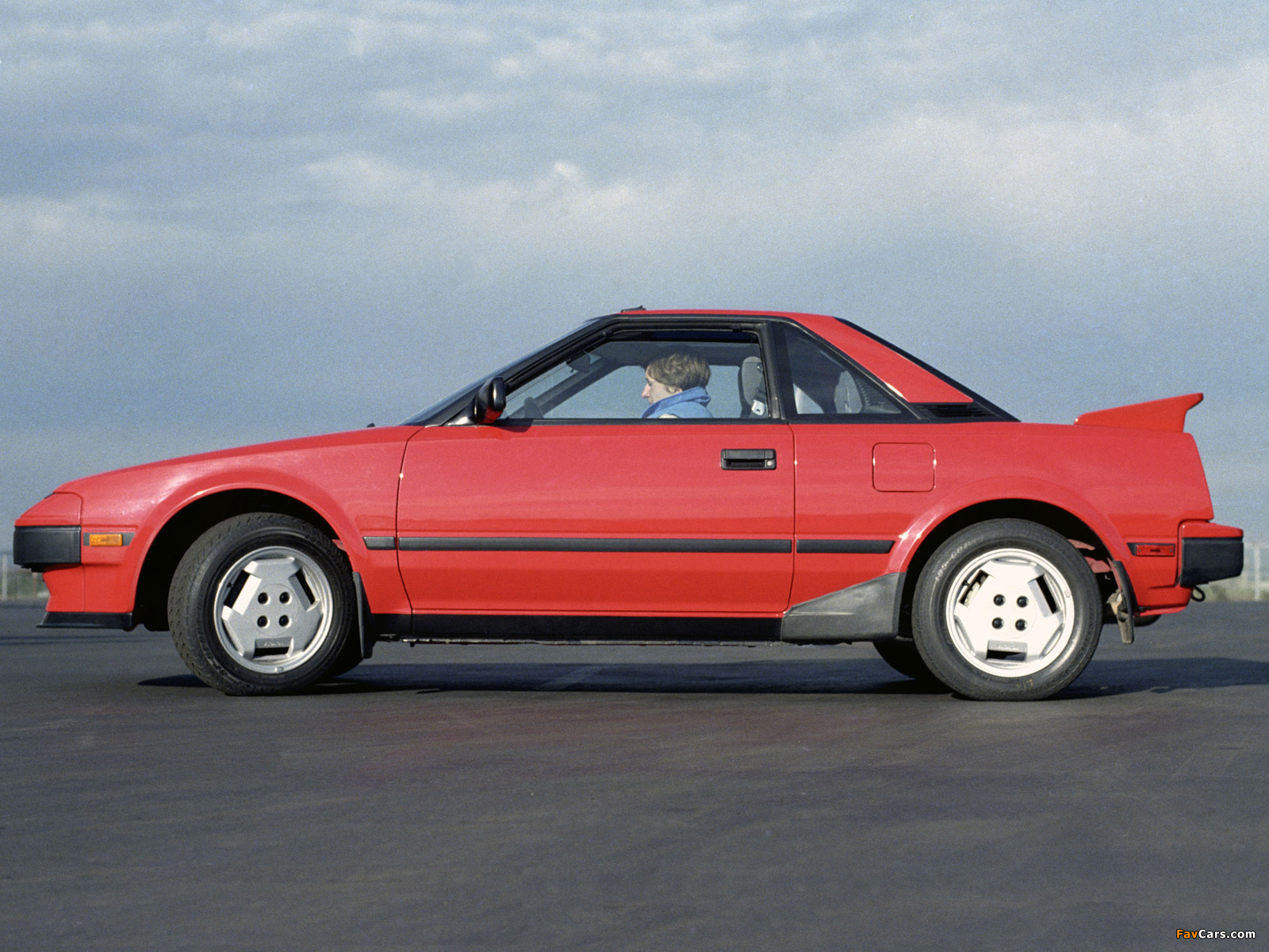 Pictures of Toyota MR2 US-spec (AW11) 1985–89 (1600 x 1200)