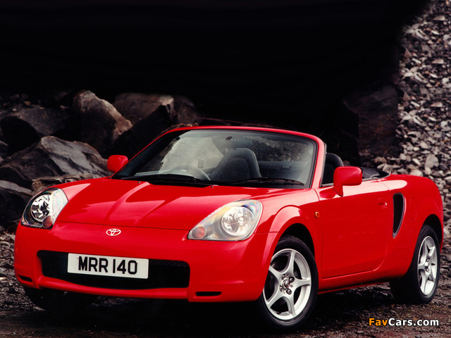 Pictures of Toyota MR2 Roadster UK-spec 1999–2002 (640 x 480)