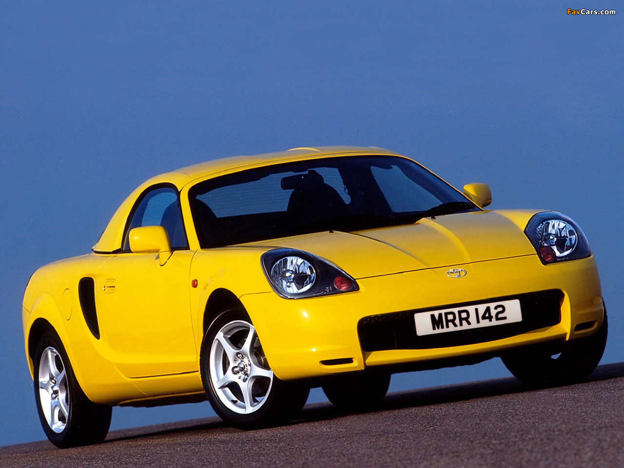 Toyota MR2 Roadster UK-spec 1999–2002 pictures (1280 x 960)