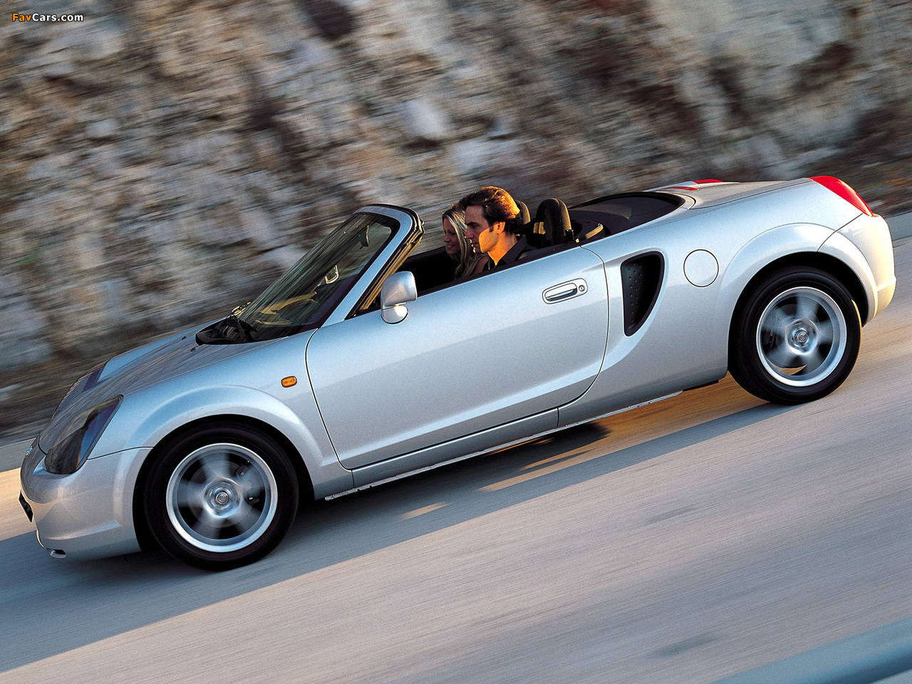 Toyota MR2 Roadster 1999–2002 wallpapers (1280 x 960)