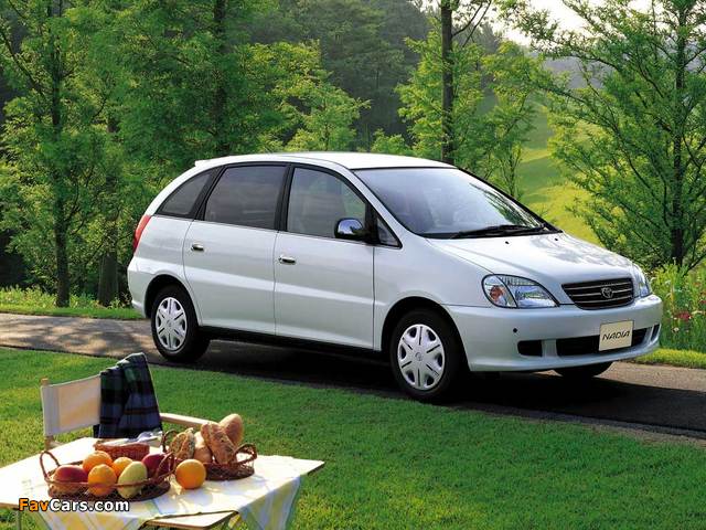 Images of Toyota Nadia 1998–2003 (640 x 480)