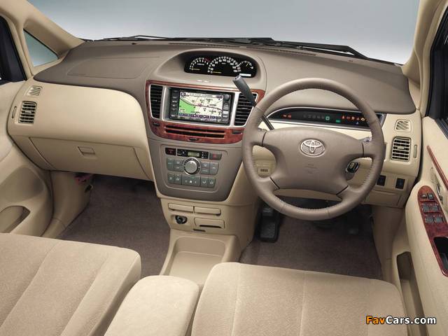 Pictures of Toyota Nadia 1998–2003 (640 x 480)