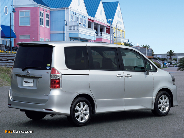 Images of Toyota Noah Si 2007 (640 x 480)