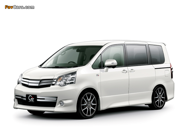 Pictures of Toyota Noah Si Gs Version EDGE 2010 (640 x 480)