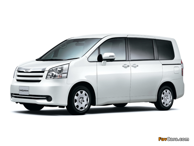 Pictures of Toyota Noah X Smart Edition 2009 (640 x 480)