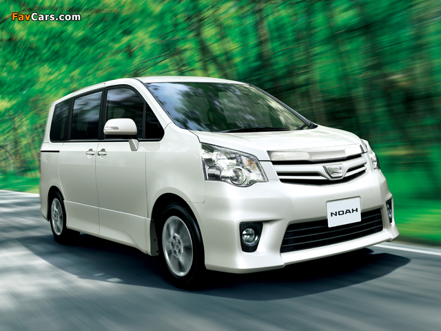 Toyota Noah 2010 images (640 x 480)