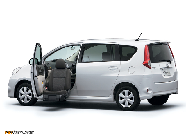 Toyota Passo Sette S 2008–12 wallpapers (640 x 480)