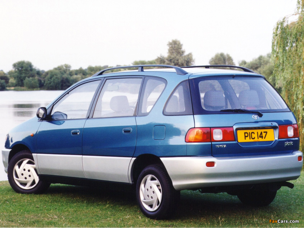 Images of Toyota Picnic UK-spec 1996–2001 (1024 x 768)