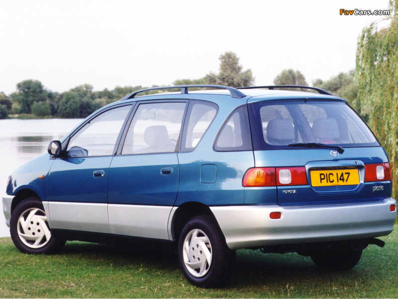 Images of Toyota Picnic UK-spec 1996–2001 (800 x 600)