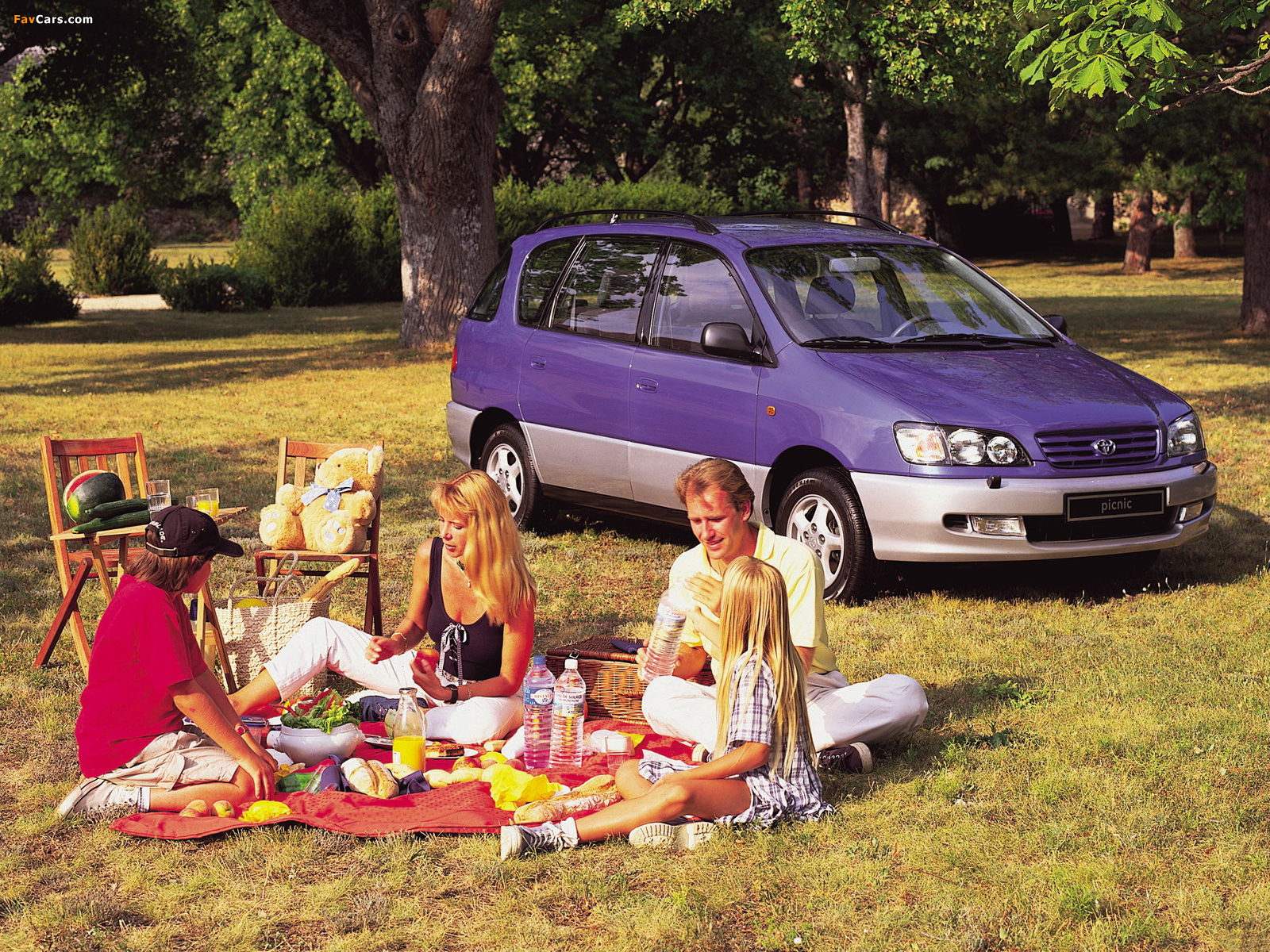 Images of Toyota Picnic 1996–2001 (1600 x 1200)