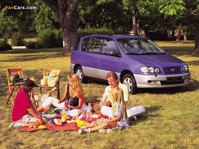 Images of Toyota Picnic 1996–2001 (640 x 480)